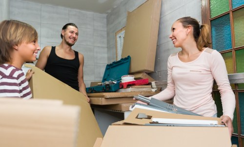 Local removal team planning a move in Greenwich with residential access considerations