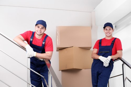 Free quote and transparent man and van pricing in Greenwich